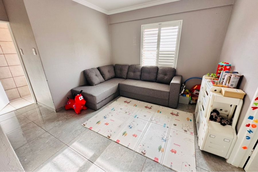 To Let 3 Bedroom Property for Rent in Ruimsig Gauteng