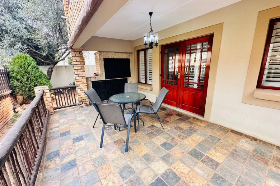 To Let 3 Bedroom Property for Rent in Ruimsig Gauteng