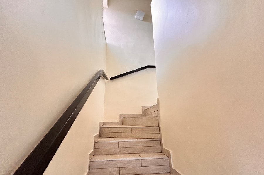 3 Bedroom Property for Sale in Brummeria Gauteng