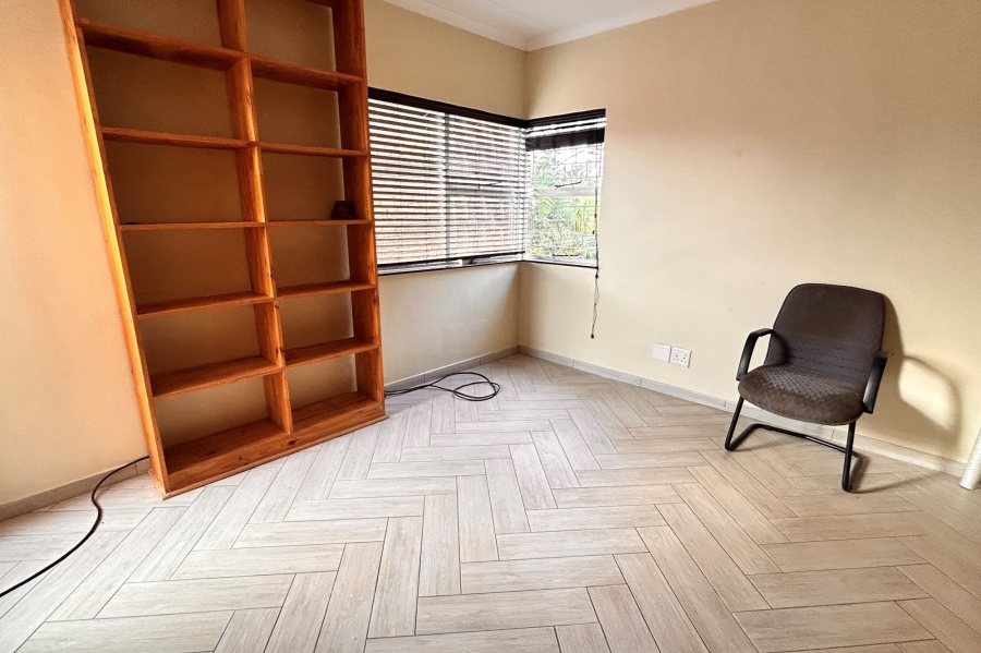 3 Bedroom Property for Sale in Brummeria Gauteng