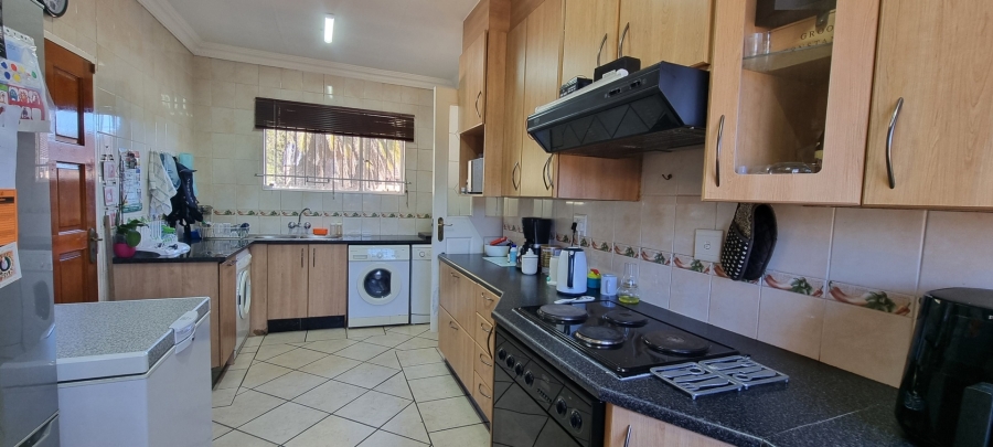 3 Bedroom Property for Sale in Sunward Park Gauteng