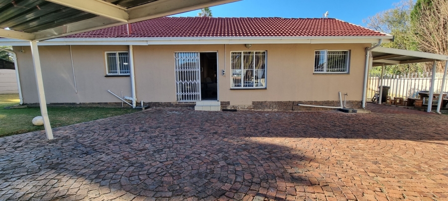 3 Bedroom Property for Sale in Sunward Park Gauteng
