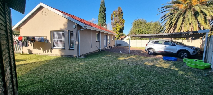 3 Bedroom Property for Sale in Sunward Park Gauteng