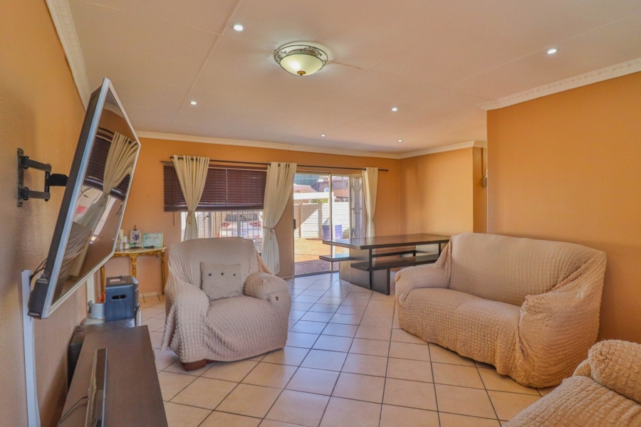 3 Bedroom Property for Sale in Sunward Park Gauteng