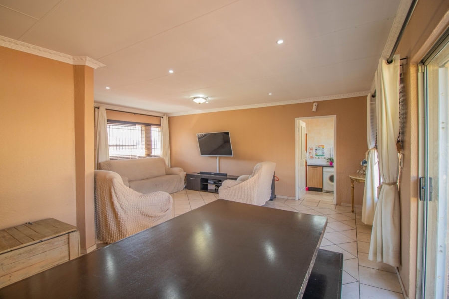 3 Bedroom Property for Sale in Sunward Park Gauteng