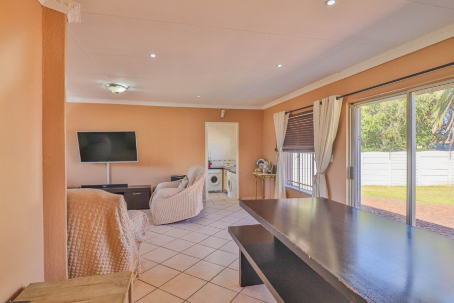 3 Bedroom Property for Sale in Sunward Park Gauteng