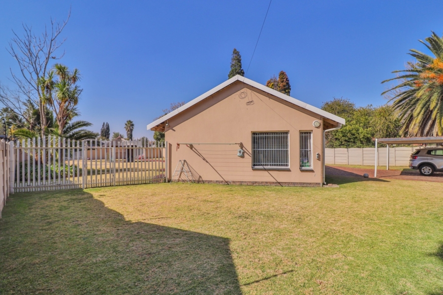 3 Bedroom Property for Sale in Sunward Park Gauteng