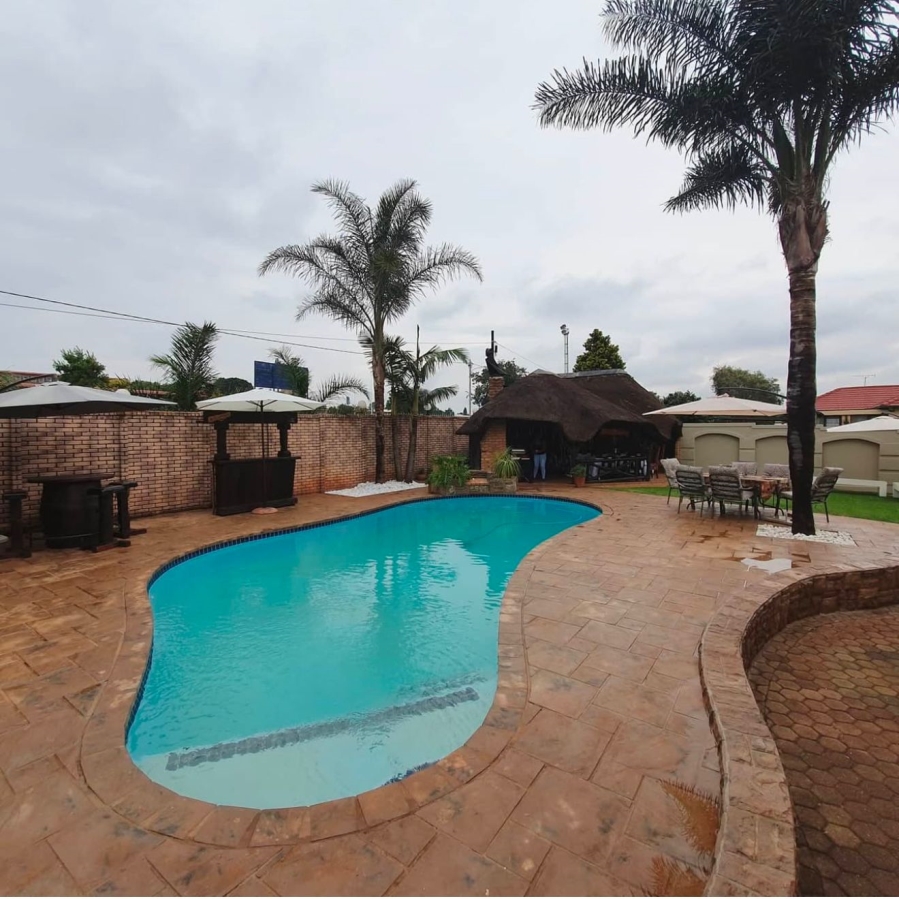 4 Bedroom Property for Sale in Horison Gauteng