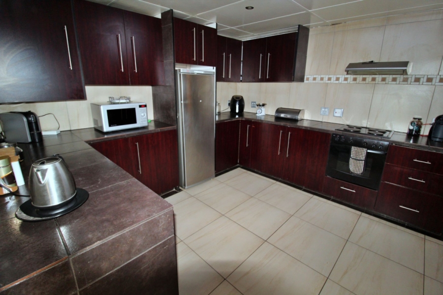 4 Bedroom Property for Sale in Primrose Gauteng