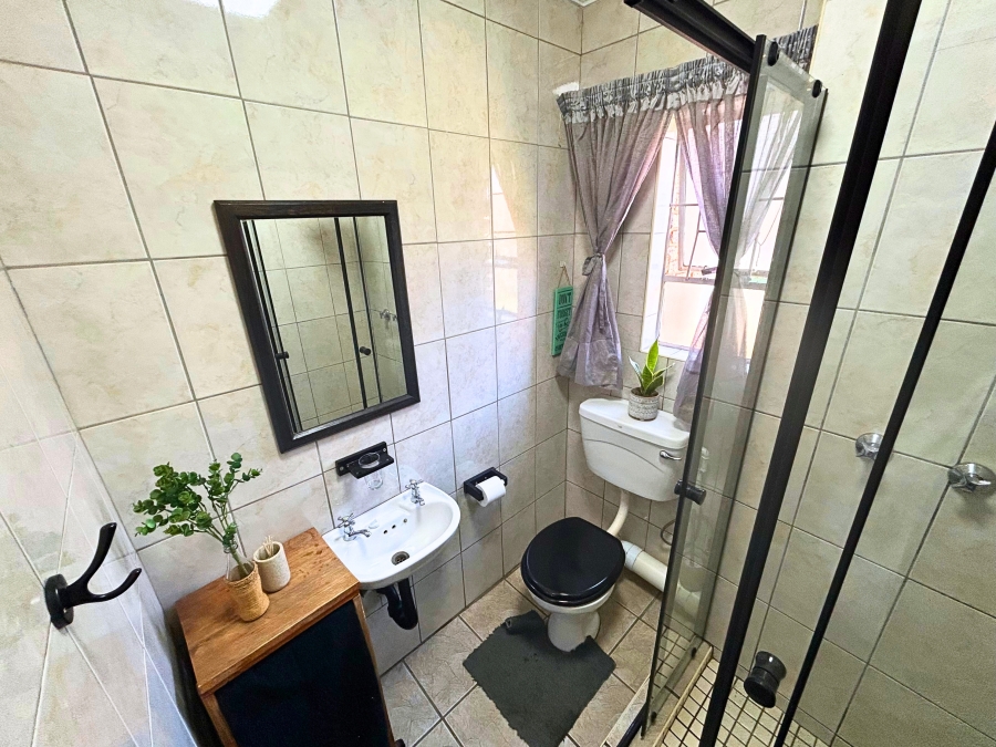 3 Bedroom Property for Sale in Valhalla Gauteng