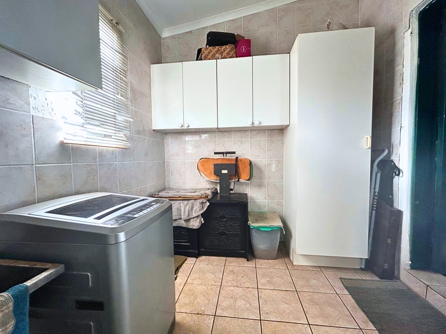 3 Bedroom Property for Sale in Valhalla Gauteng