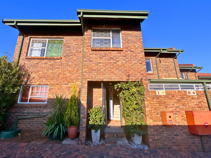 3 Bedroom Property for Sale in Valhalla Gauteng