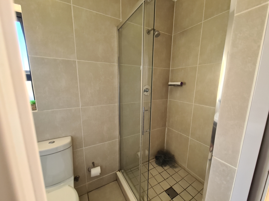 To Let 1 Bedroom Property for Rent in Petervale Gauteng