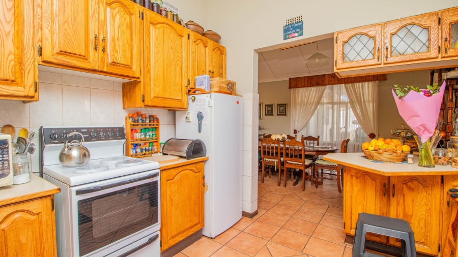 3 Bedroom Property for Sale in Bonaero Park Gauteng