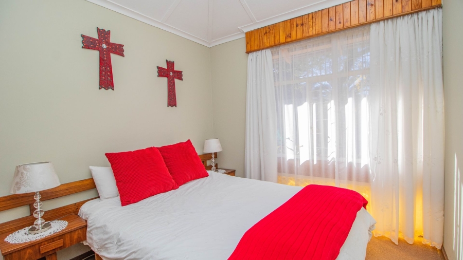 3 Bedroom Property for Sale in Bonaero Park Gauteng