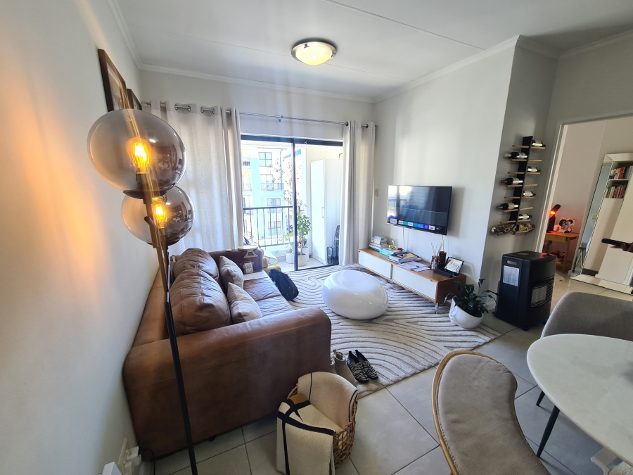 To Let 1 Bedroom Property for Rent in Petervale Gauteng