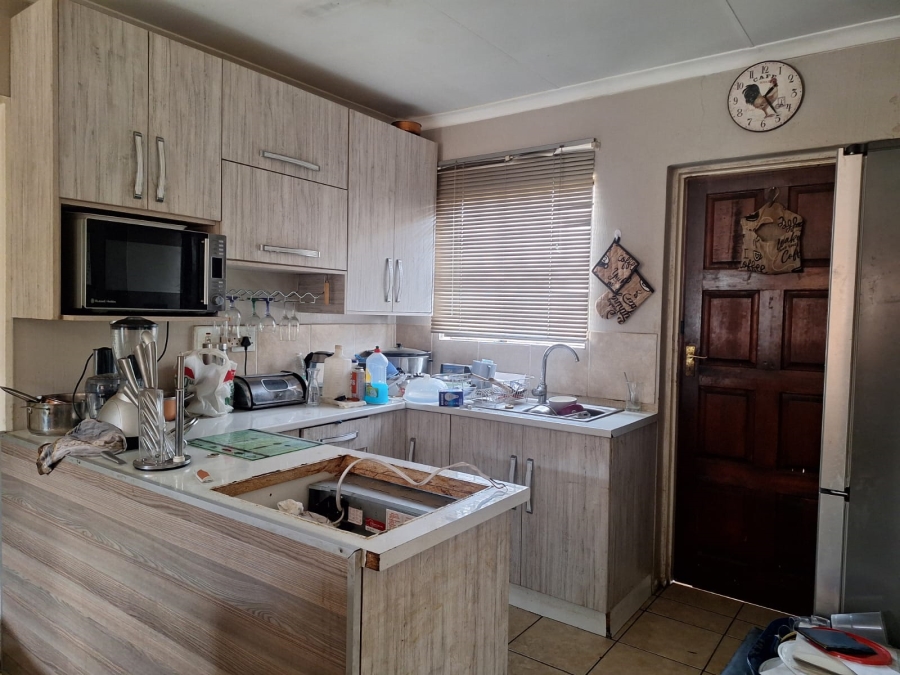 3 Bedroom Property for Sale in Sharon Park Gauteng