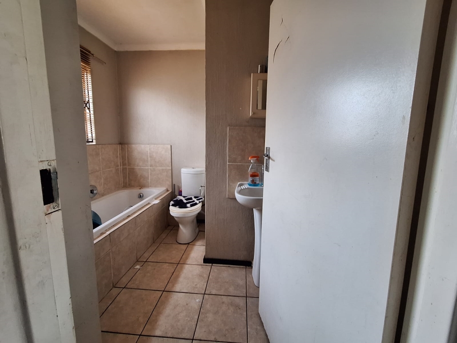 3 Bedroom Property for Sale in Sharon Park Gauteng