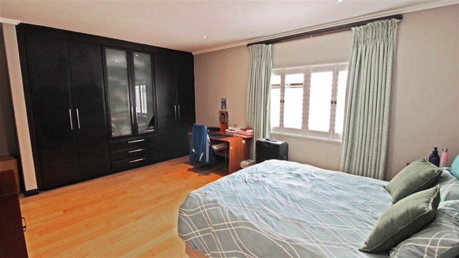 4 Bedroom Property for Sale in Bryanston Gauteng