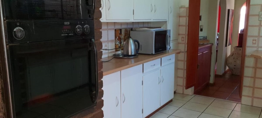 3 Bedroom Property for Sale in Birch Acres Gauteng