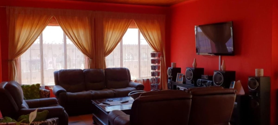 3 Bedroom Property for Sale in Birch Acres Gauteng