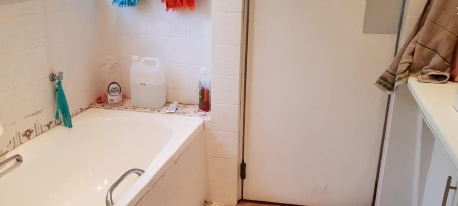 3 Bedroom Property for Sale in Birch Acres Gauteng
