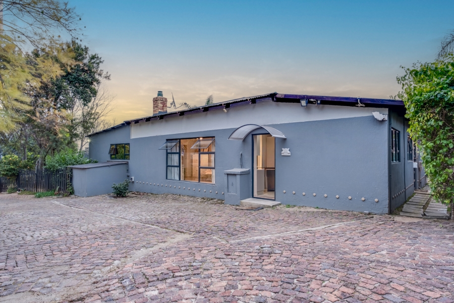 2 Bedroom Property for Sale in Fontainebleau Gauteng