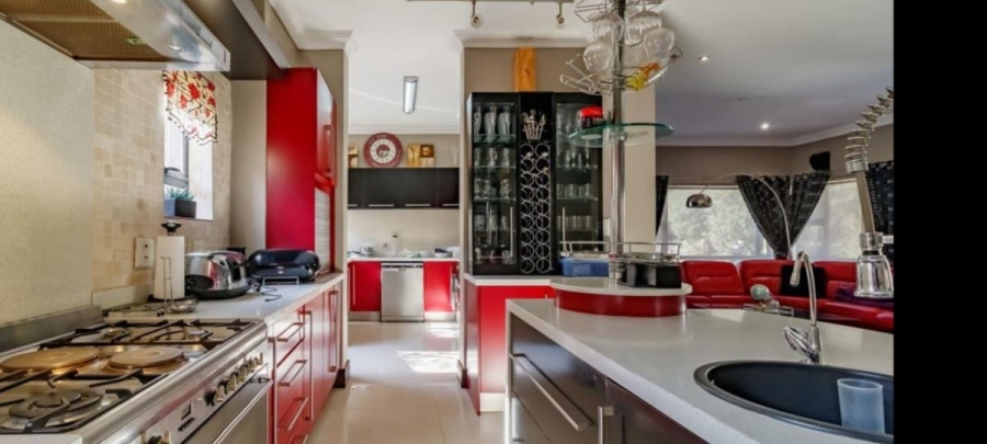 6 Bedroom Property for Sale in Midlands Estate Gauteng