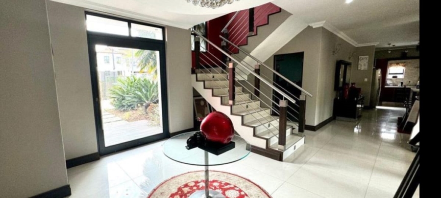 6 Bedroom Property for Sale in Midlands Estate Gauteng