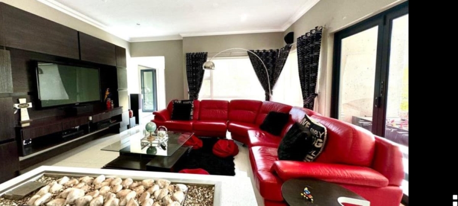 6 Bedroom Property for Sale in Midlands Estate Gauteng