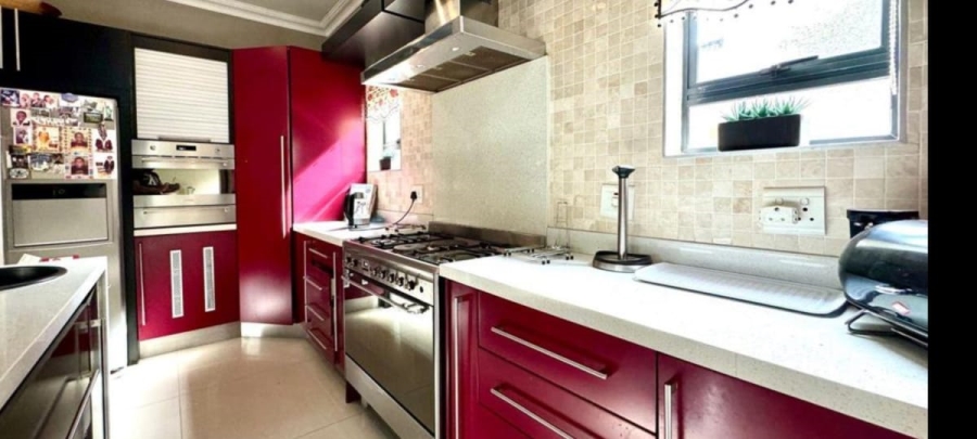 6 Bedroom Property for Sale in Midlands Estate Gauteng