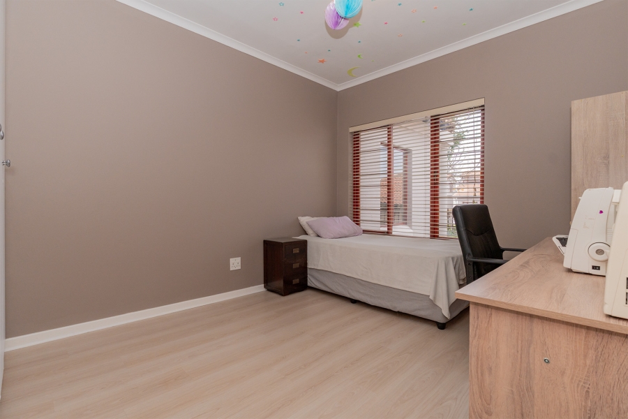3 Bedroom Property for Sale in Sandringham Gauteng