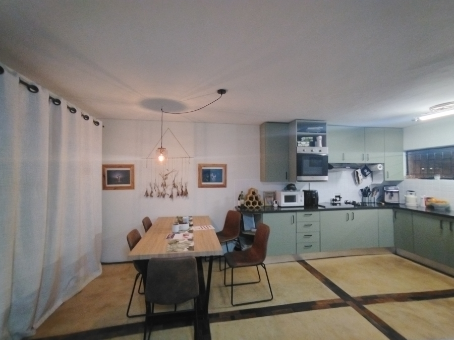 3 Bedroom Property for Sale in Elardus Park Gauteng