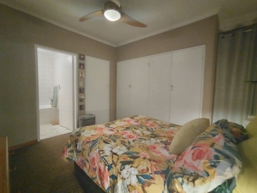 3 Bedroom Property for Sale in Elardus Park Gauteng