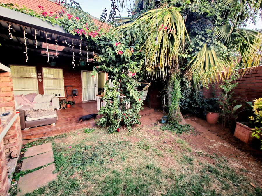 3 Bedroom Property for Sale in Elardus Park Gauteng