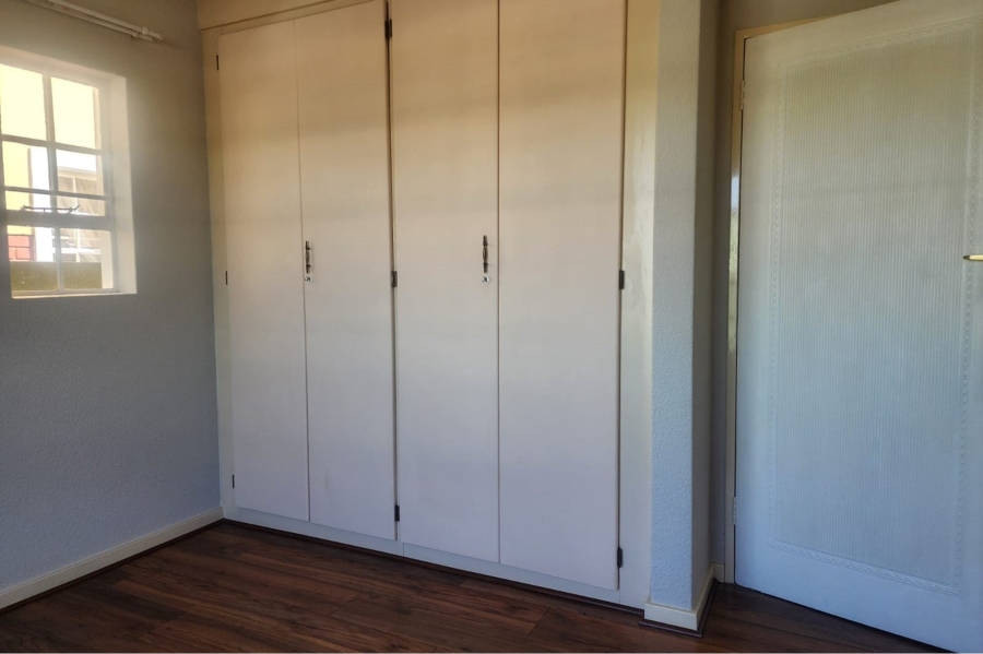 2 Bedroom Property for Sale in South Crest Gauteng