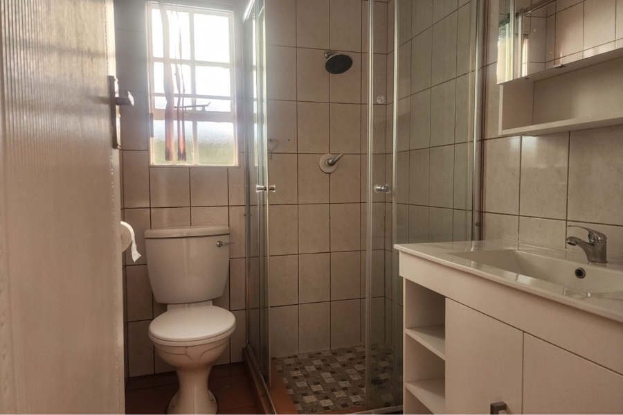 2 Bedroom Property for Sale in South Crest Gauteng