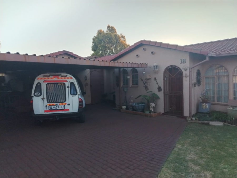 3 Bedroom Property for Sale in Huntingdon Gauteng
