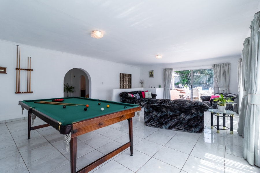 4 Bedroom Property for Sale in Glenvista Gauteng