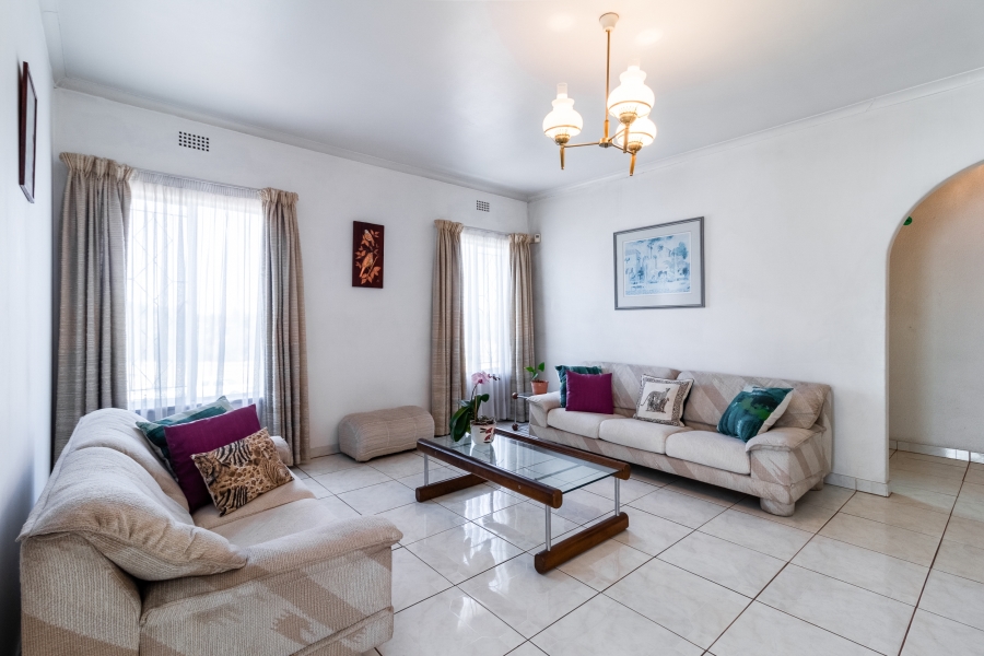 4 Bedroom Property for Sale in Glenvista Gauteng