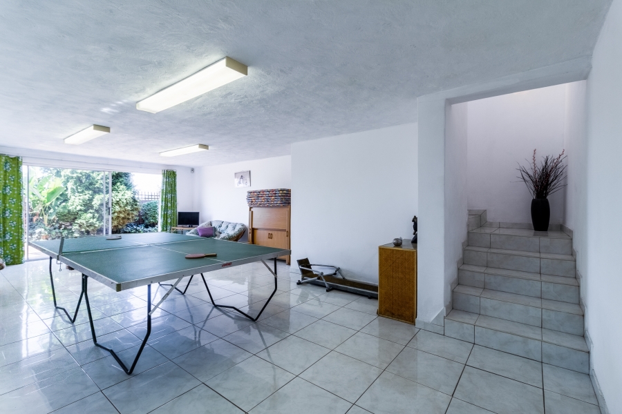 4 Bedroom Property for Sale in Glenvista Gauteng