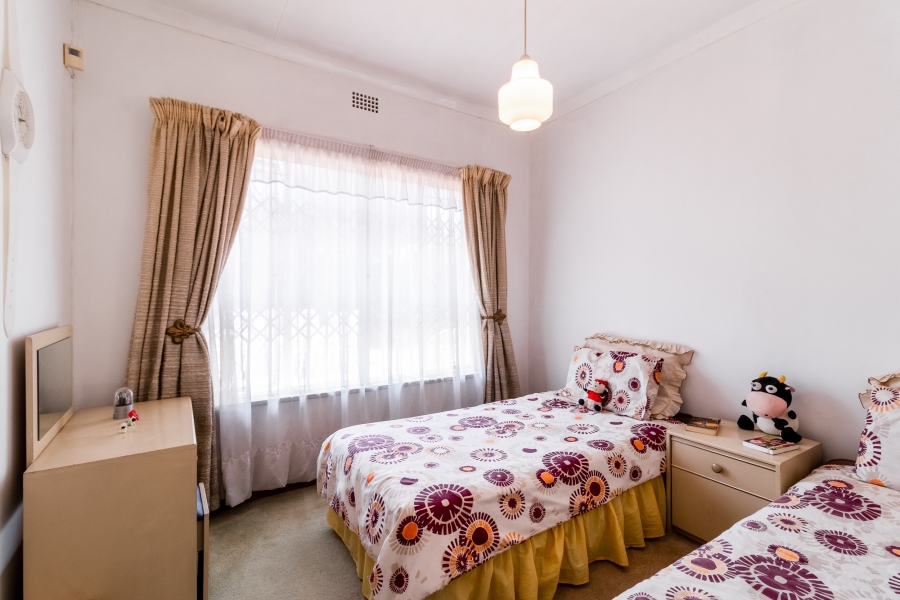 4 Bedroom Property for Sale in Glenvista Gauteng