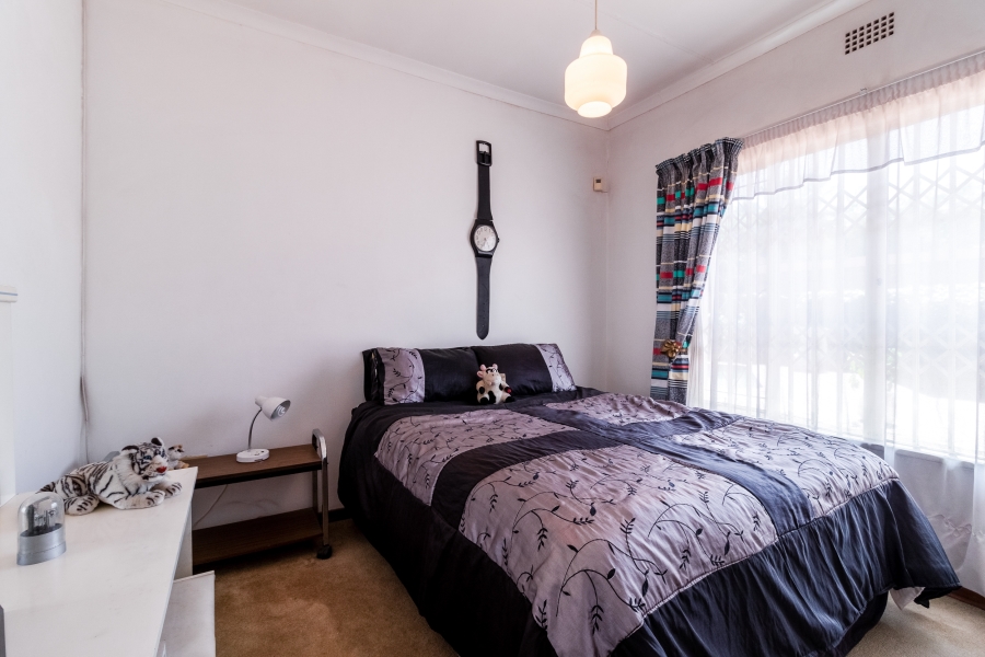 4 Bedroom Property for Sale in Glenvista Gauteng