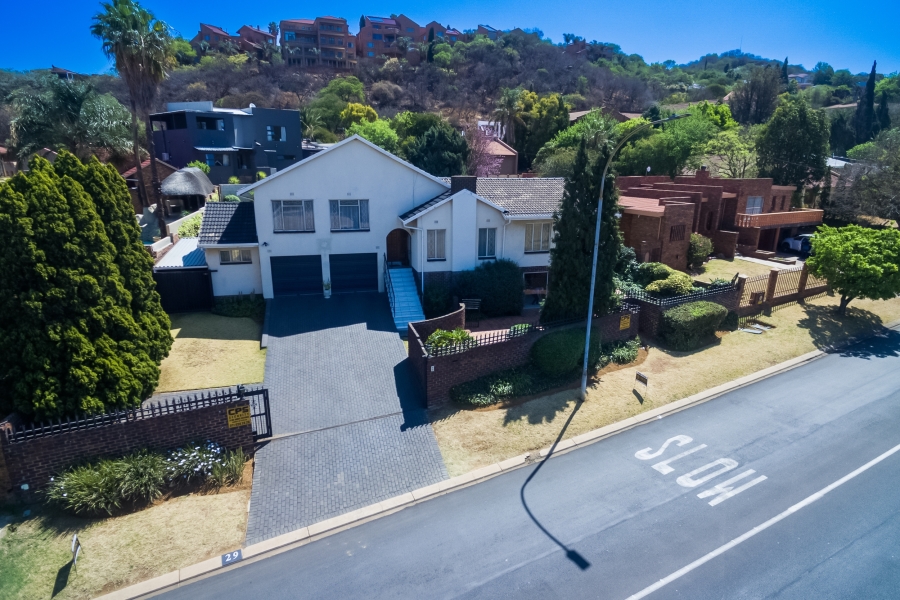 4 Bedroom Property for Sale in Glenvista Gauteng