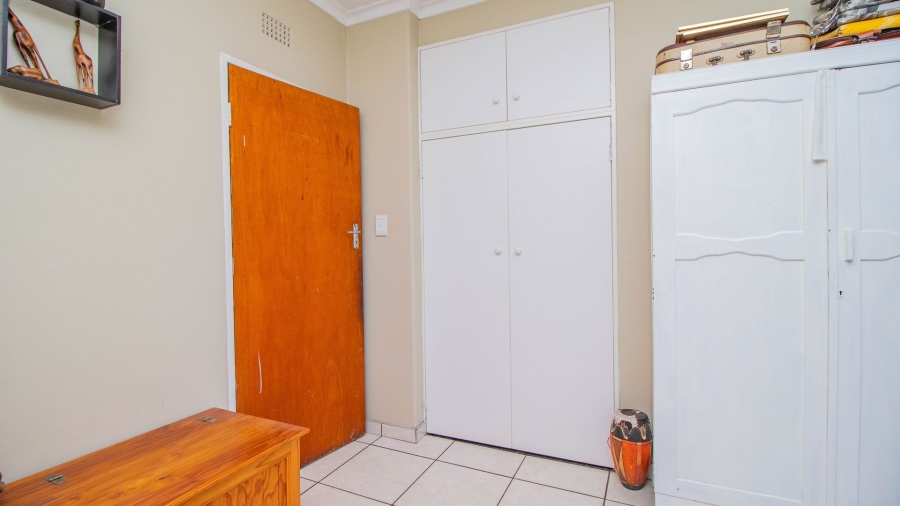 3 Bedroom Property for Sale in Bonaero Park Gauteng