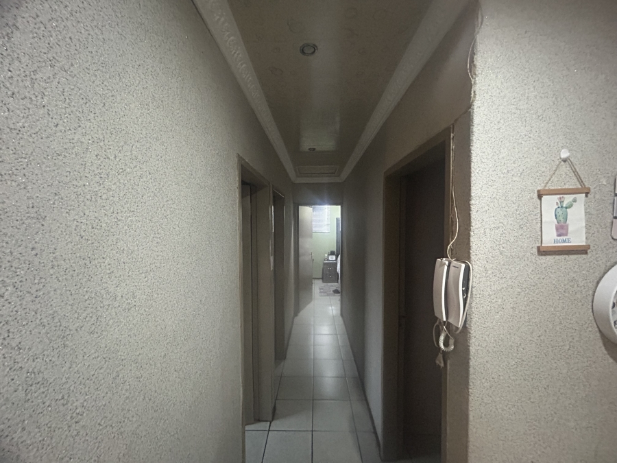 To Let 3 Bedroom Property for Rent in Lotus Gardens Gauteng