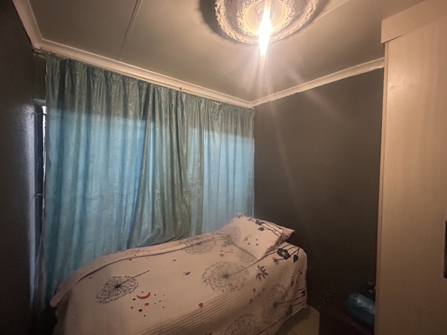 To Let 3 Bedroom Property for Rent in Lotus Gardens Gauteng