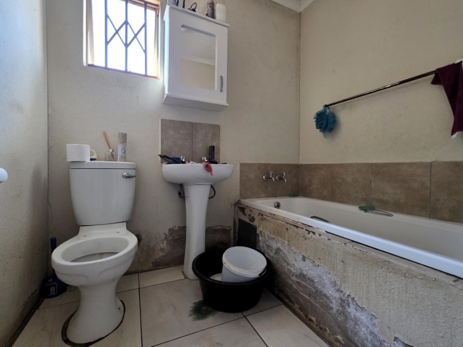 3 Bedroom Property for Sale in Glenway Estate Gauteng