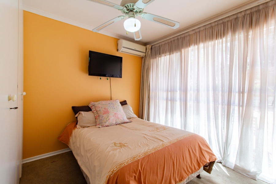 5 Bedroom Property for Sale in Lombardy East Gauteng
