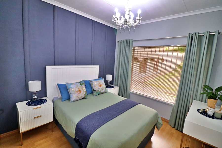 3 Bedroom Property for Sale in Symhurst Gauteng